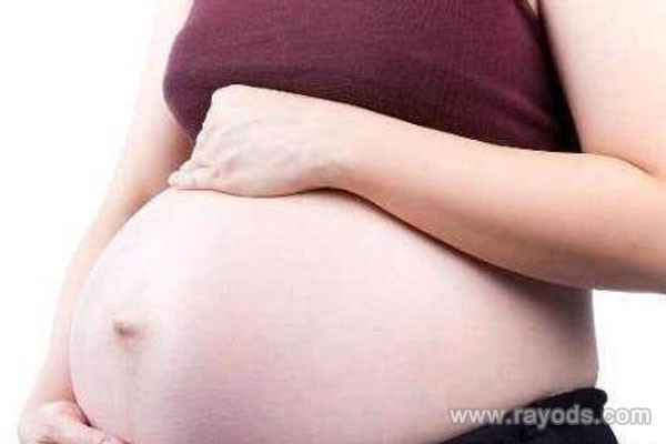 孕妇每天吃多少钙合适钙吃多了对胎儿有什么影